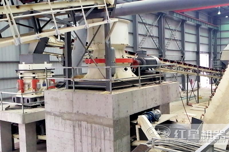 圓錐破碎機現場