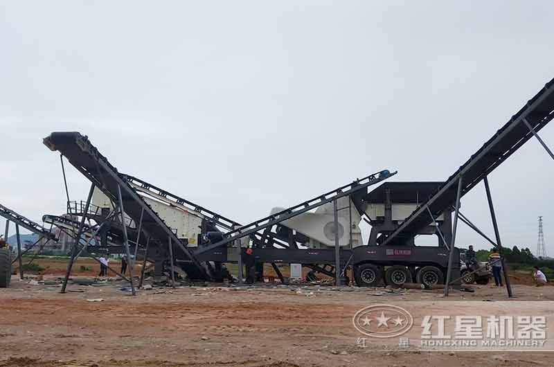 移動式破碎機砂石場現場 移動式破碎機砂石場現場