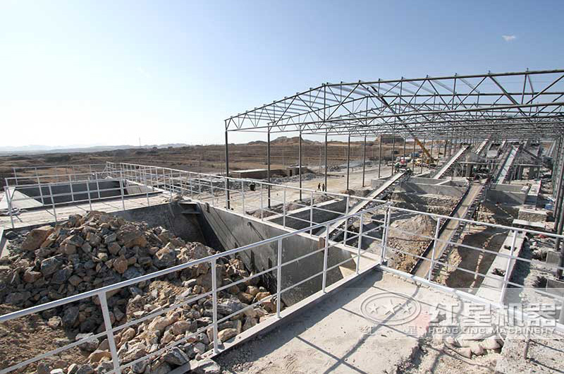 大規(guī)模生產(chǎn)選用固定式破碎機(jī)生產(chǎn)線居多 大規(guī)模生產(chǎn)選用固定式破碎機(jī)生產(chǎn)線居多