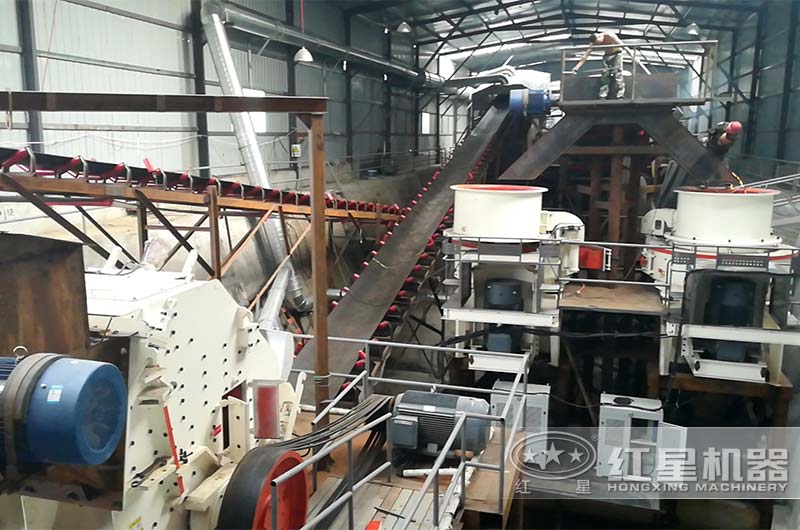 鄭州日產(chǎn)10000噸以上的玄武巖石子生產(chǎn)線 鄭州日產(chǎn)10000噸以上的玄武巖石子生產(chǎn)線