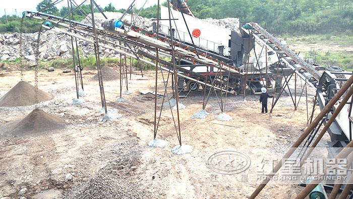 紅星機器移動式破碎站客戶現場