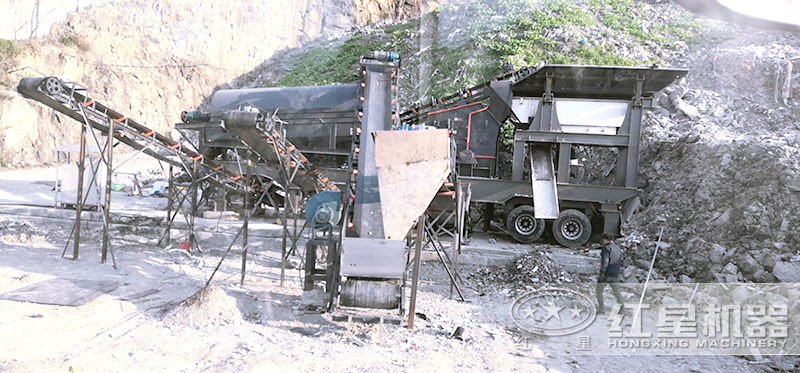 大型車載移動(dòng)式粉石機(jī)搭載反擊破碎機(jī) 大型車載移動(dòng)式粉石機(jī)搭載反擊破碎機(jī)