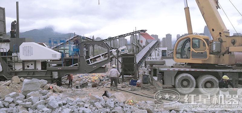建筑垃圾處理生產(chǎn)線紅星機(jī)器客戶現(xiàn)場(chǎng)