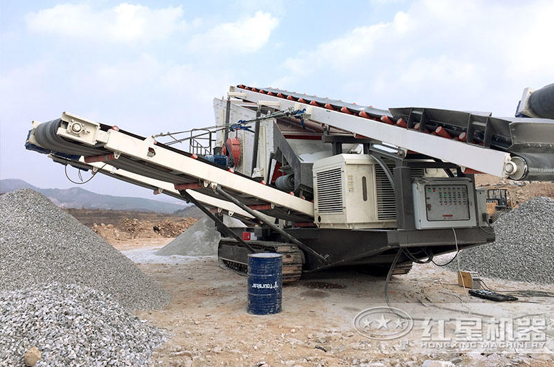 履帶移動破碎站生產(chǎn)現(xiàn)場