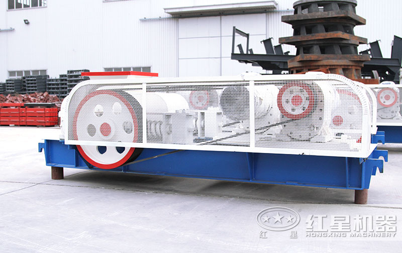 對(duì)輥制砂機(jī) 對(duì)輥制砂機(jī)