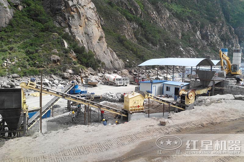 礦山破碎生產線現場 礦山破碎生產線現場