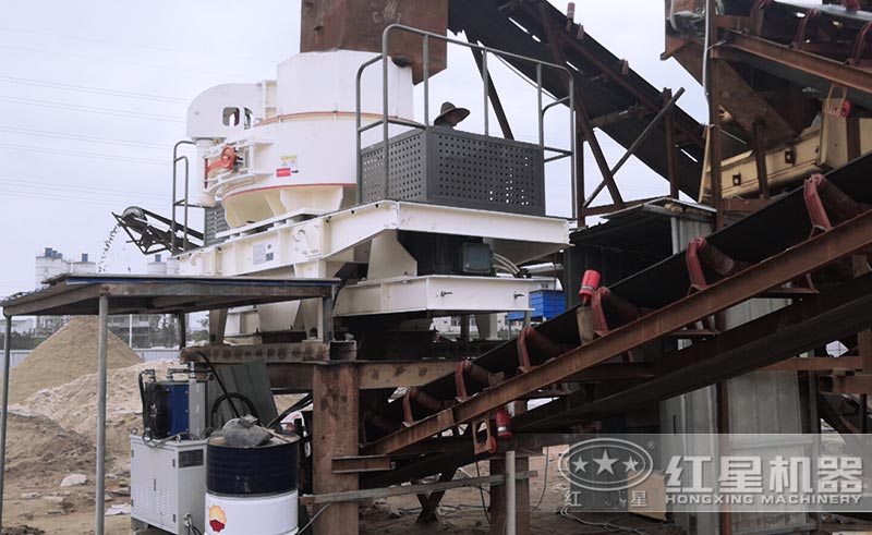 石子碎石制砂機(jī)安裝現(xiàn)場(chǎng)