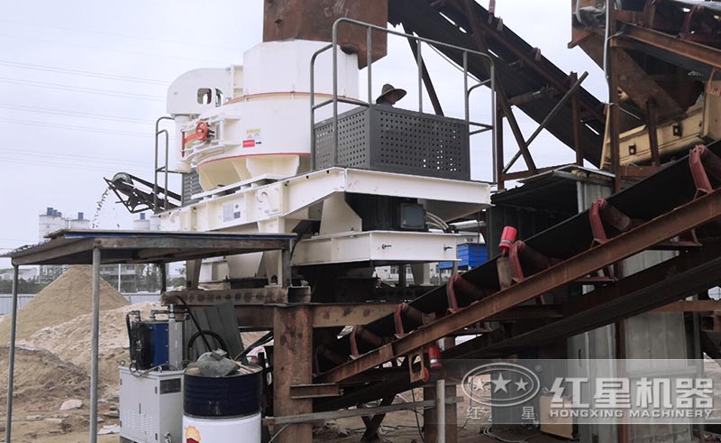 比較經(jīng)典的VSI制砂機(jī)安裝現(xiàn)場(chǎng)