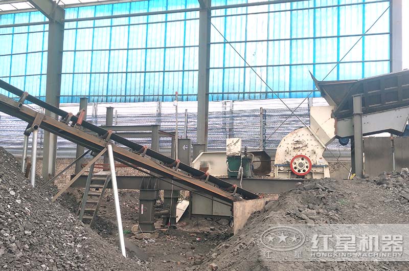 錘式破碎機生產現場