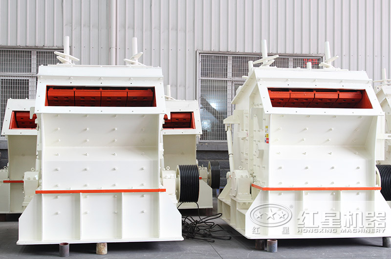 反擊式破碎機(jī)車(chē)間現(xiàn)貨