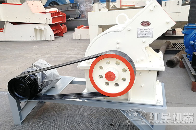 小型錘式碎石機(jī)