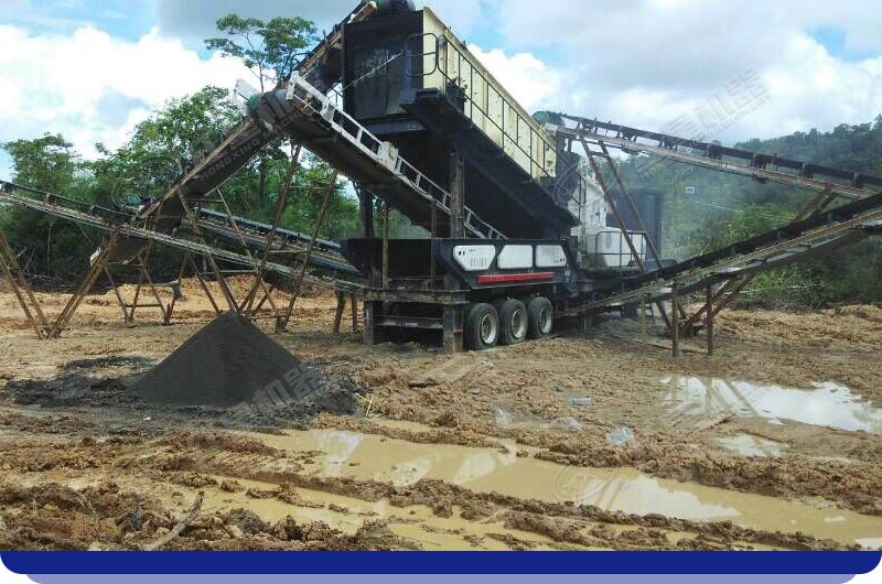 移動式破碎機(jī)現(xiàn)場