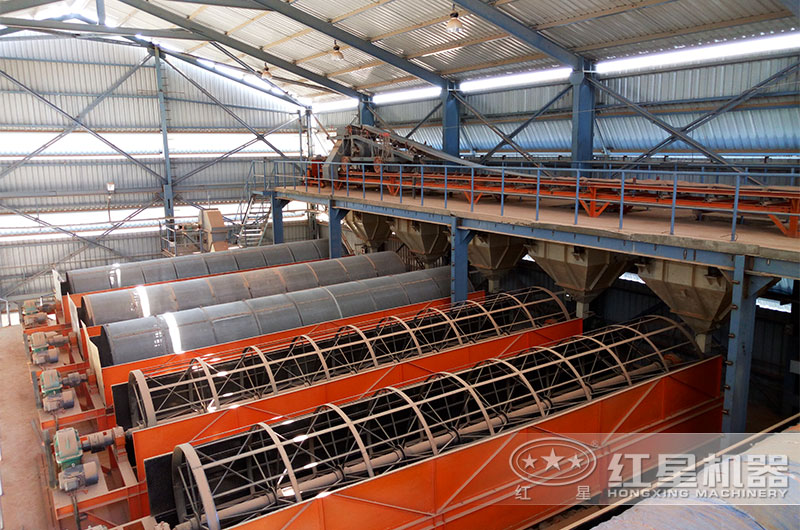 滾筒篩沙機(jī)現(xiàn)場(chǎng)