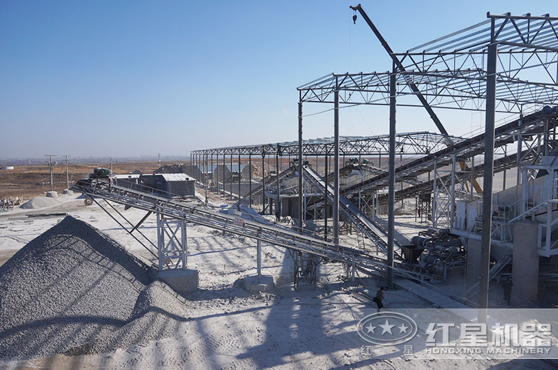 大型青石破碎制砂廠(chǎng)現(xiàn)場(chǎng)