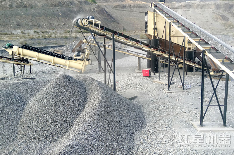 碎石料生產(chǎn)現(xiàn)場(chǎng)