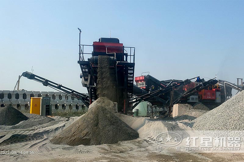 鶴伊高速砂石項目生產現場