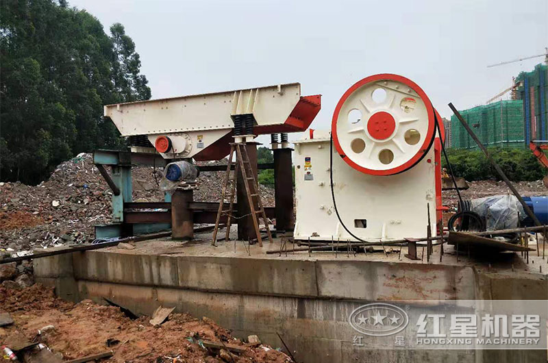 250x400小型顎破現(xiàn)場 250x400小型顎破現(xiàn)場