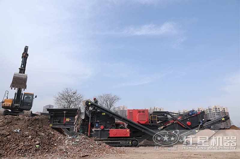 履帶柴油式移動破碎篩分一體機