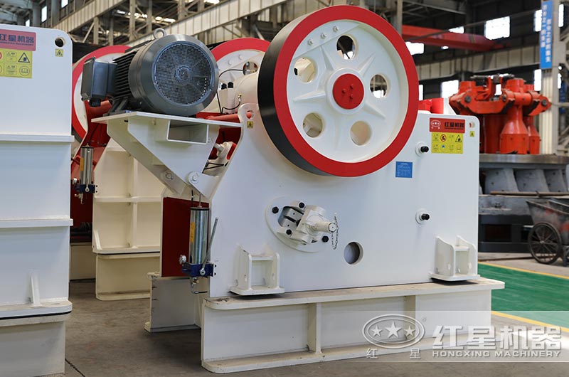 HDX德版連體顎式破碎機廠區圖