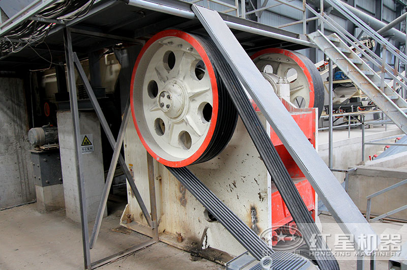 900x1200顎式破碎機