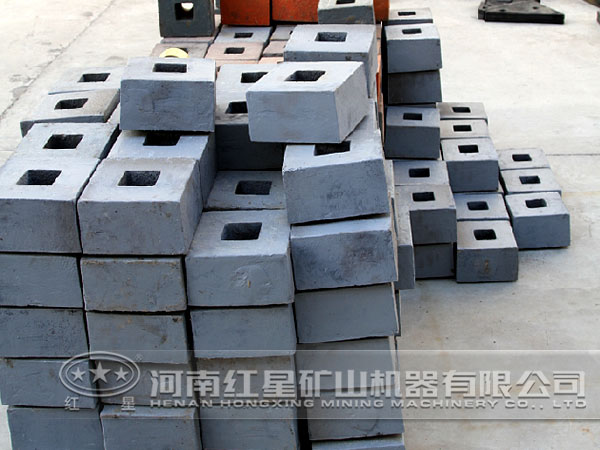 反擊式破碎機錘頭