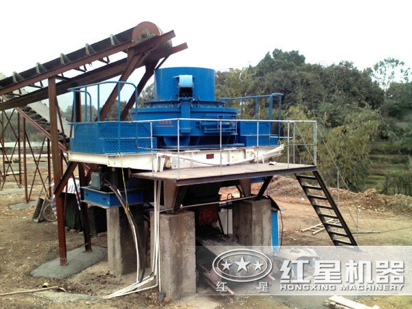 小型制砂機現(xiàn)場作業(yè)