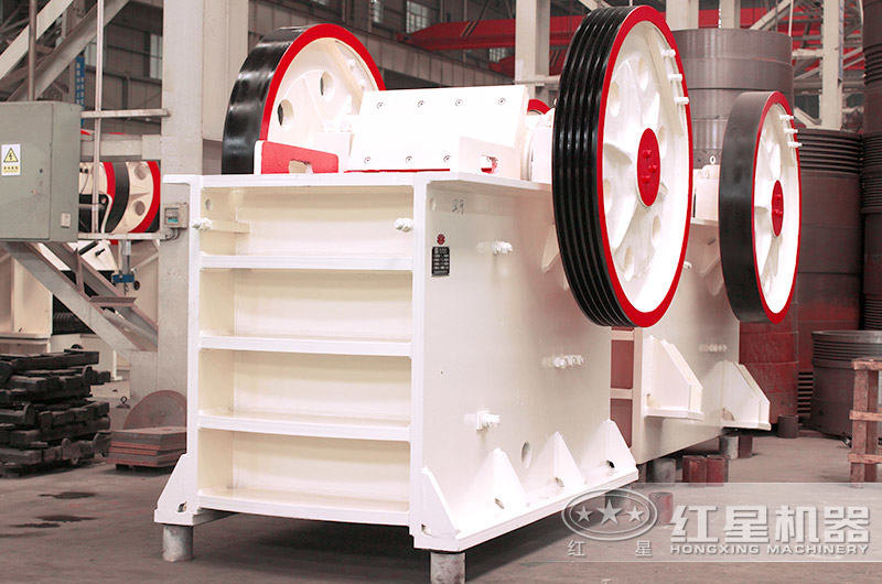 600*900顎式破碎機(jī) 600*900顎式破碎機(jī)