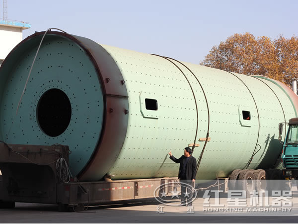 30萬(wàn)噸水泥生產(chǎn)線研磨設(shè)備