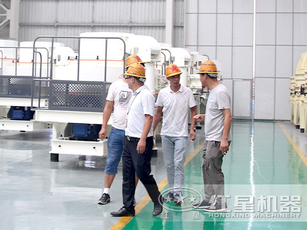 制砂機(jī)車(chē)間觀看圖