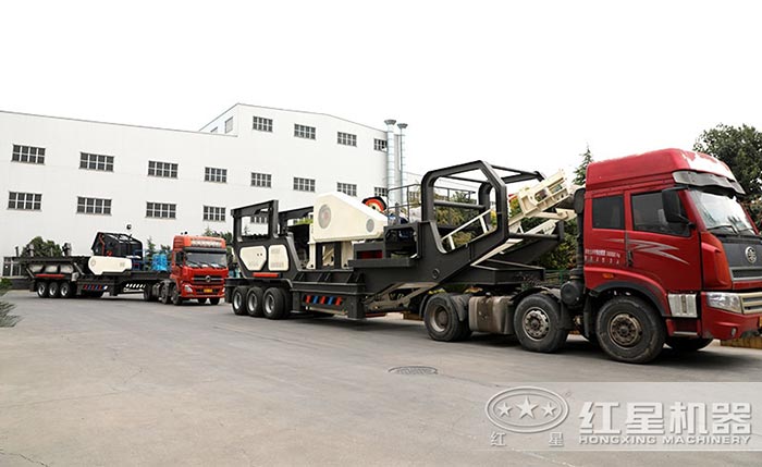 輪胎裝置的移動破碎站 輪胎裝置的移動破碎站