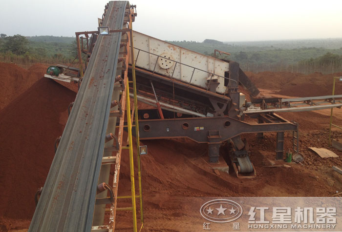 移動篩分站篩分現場 移動篩分站篩分現場