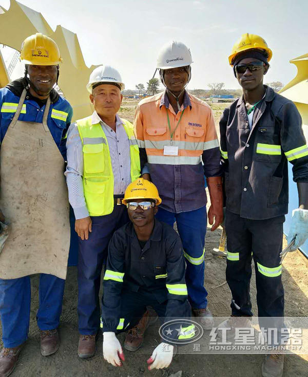 非州贊比亞客戶安裝洗砂機現場