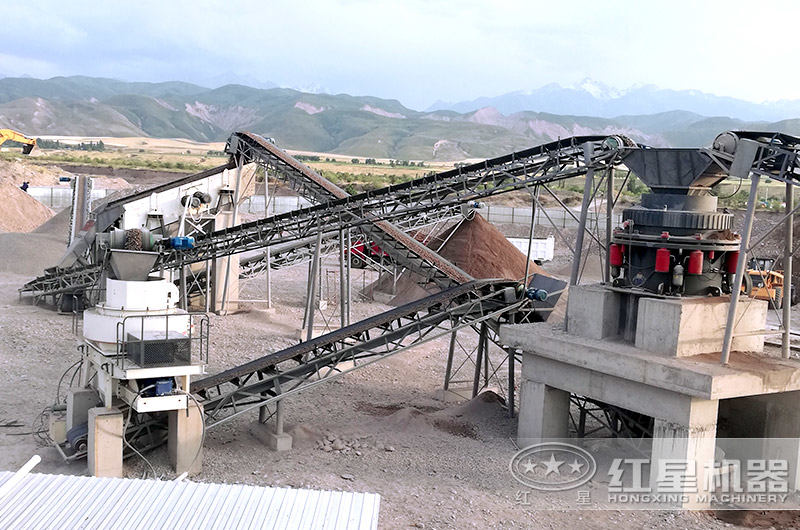 石頭磨沙子生產現場