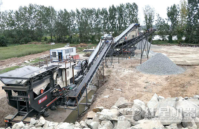 移動碎石設備搭載鄂式破碎機