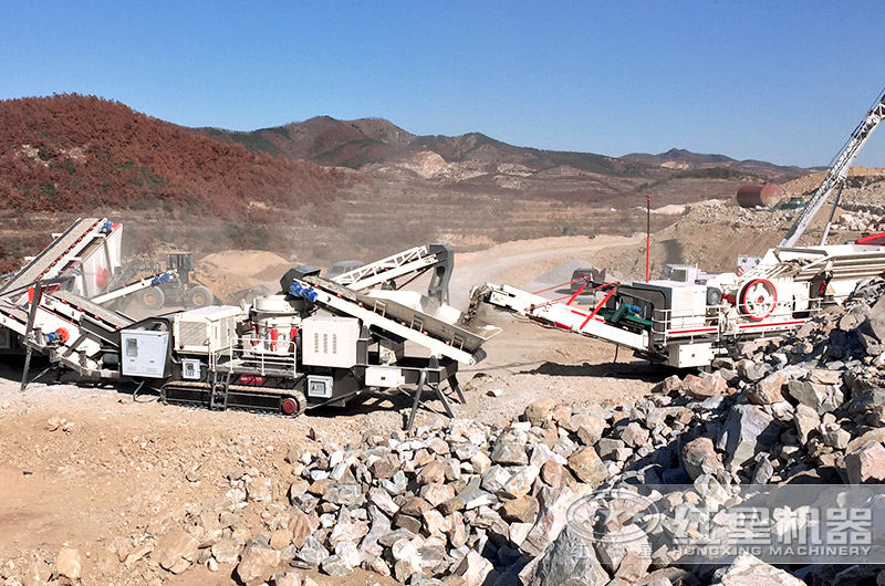 履帶液壓巖石粉碎機(jī)搭載圓錐破碎機(jī) 履帶液壓巖石粉碎機(jī)搭載圓錐破碎機(jī)