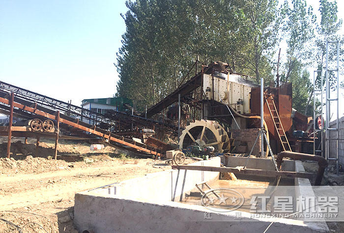 紅星機(jī)器配置的水洗砂機(jī)作業(yè)現(xiàn)場