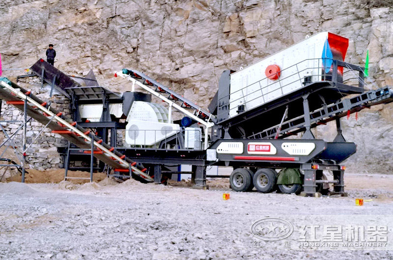 輪胎移動石頭粉碎機搭載錘式破碎機