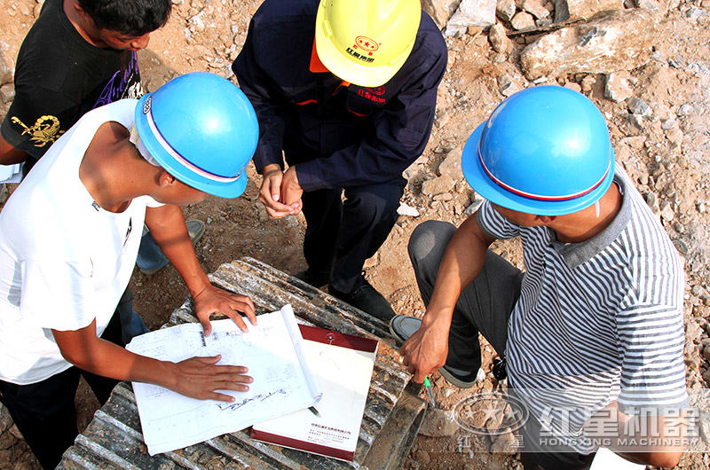 用戶到廠實(shí)地參觀制砂機(jī)