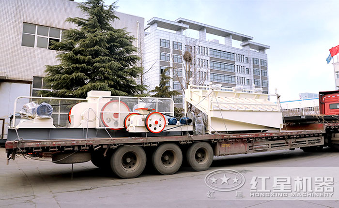 對(duì)輥制砂機(jī)發(fā)貨