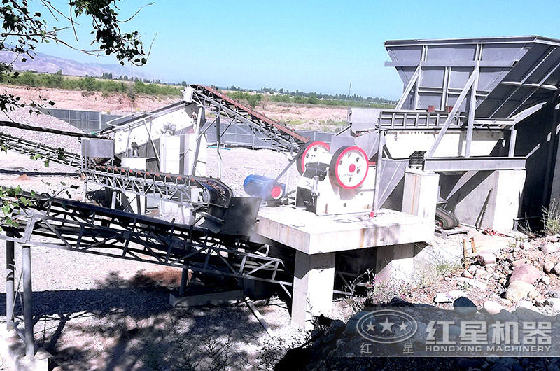 固定式粉碎機現場圖