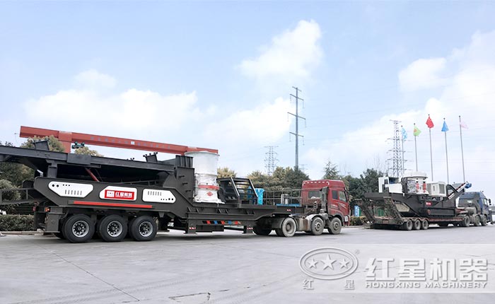 可移動砸石機套上車頭開著走