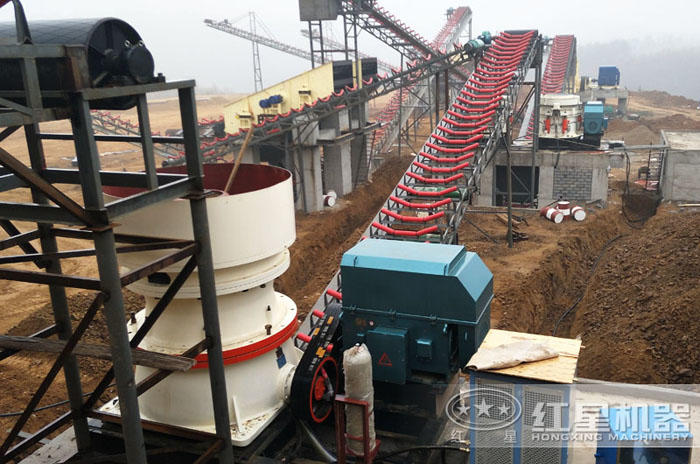 河北邢臺(tái)花崗巖人工機(jī)制沙生產(chǎn)現(xiàn)場(chǎng) 河北邢臺(tái)花崗巖人工機(jī)制沙生產(chǎn)現(xiàn)場(chǎng)