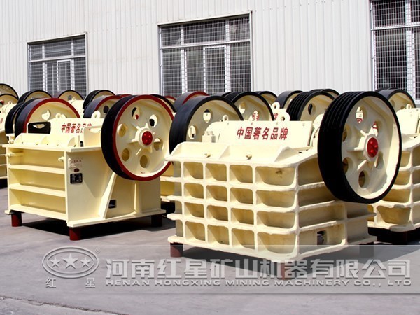 雙腔鄂式破碎機,破碎機