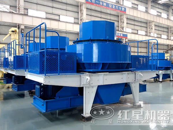 新型沖擊式破碎機環保